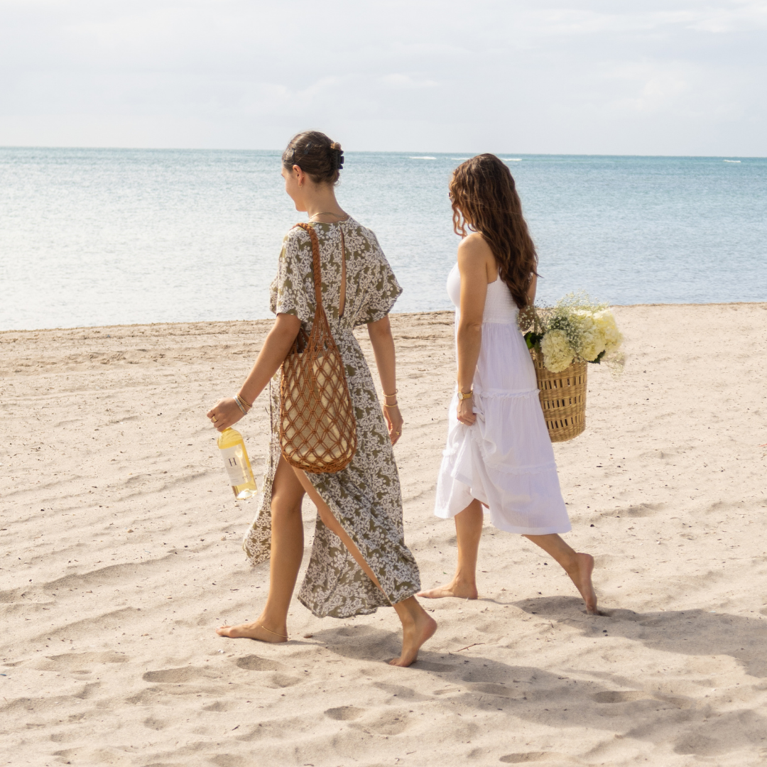 The Best Summer Brunch Cocktail Recipe | Chardonnay 10 Sangria