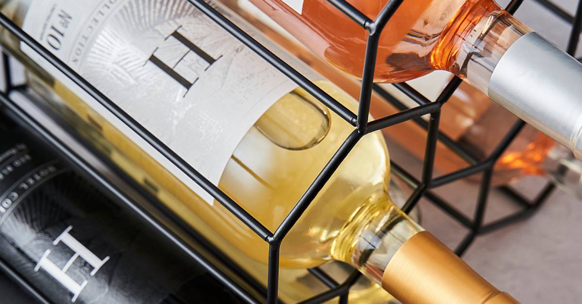 Red vs. White Wines: What Are the Differences? - Hotel Collection