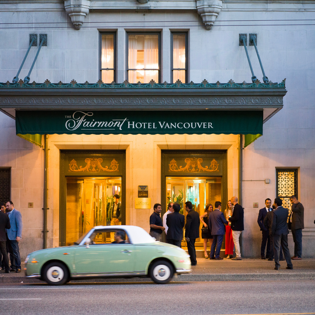 Un parfum inspiré du Fairmont®, dans le monde entier | Notes de Bois de ...