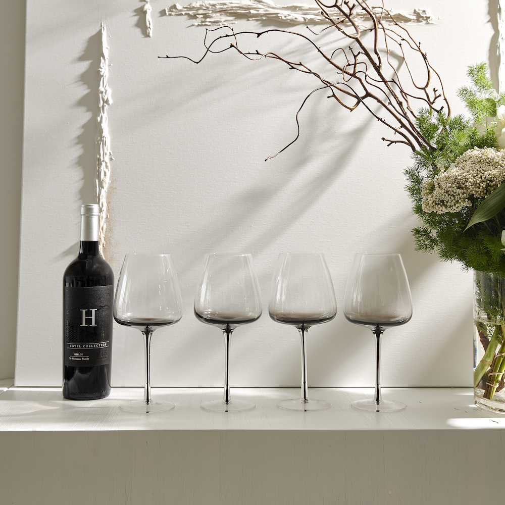 https://www.hotelcollection.com/cdn/shop/products/redwineglasses.png?v=1696887334&width=1000
